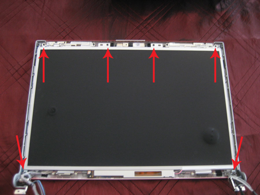  DELL XPS M1530 LCD EKRAN DEĞİŞİMİ