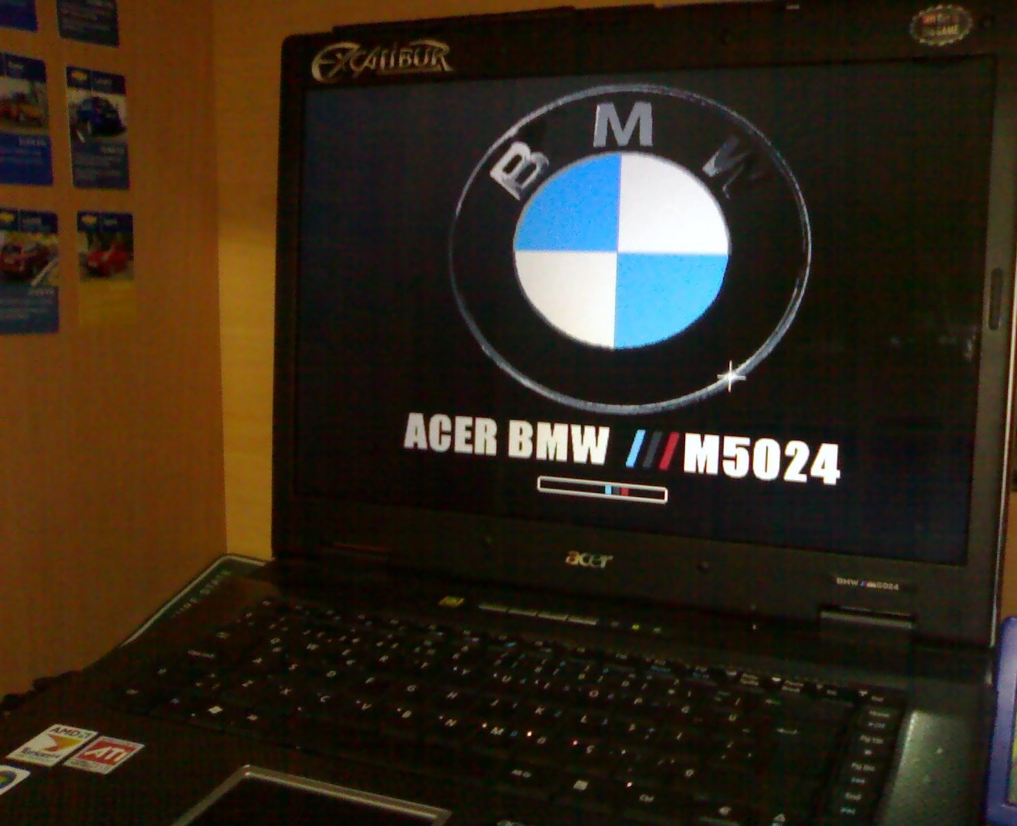  .::ACER BMW ///M5024 (Laptop Carbon Modding)::.