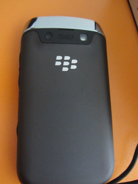  (satıştan vazgeçildi)Tertemiz Blackberry 9790 garantiili ACİLİYETTEN SADECE 300 TL