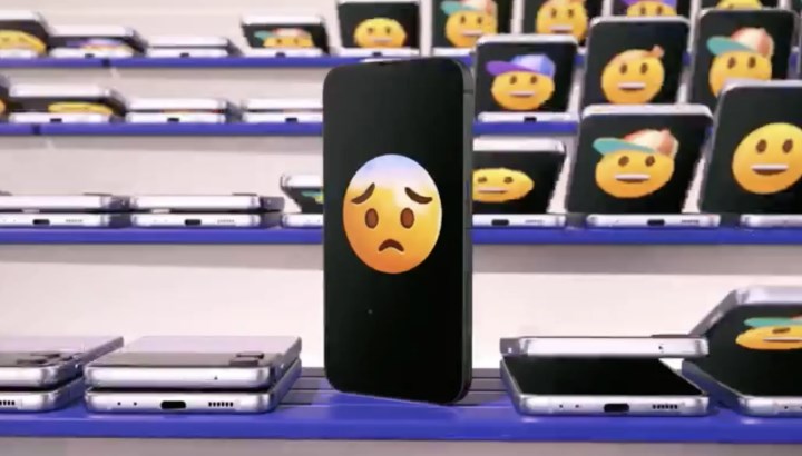 Samsung, Apple karşıtı reklamıyla yine alay konusu oldu