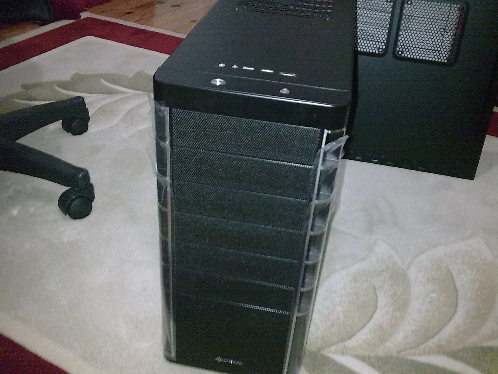  KASA ÖNERİSİ ARKADAŞLAR KABLO SAKLAMA YERİ OLAN ORTA SEVİYE KASA İÇİN TAVSİYE İSTİYORUM ?