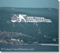  ÇANAKKALE ŞEHİTLERİMİZİ RAHMETLE ANIYORUZ::::::