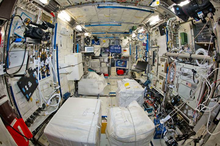 NASA’ya göre Uluslararası Uzay İstasyonu, bakteri kaynıyor