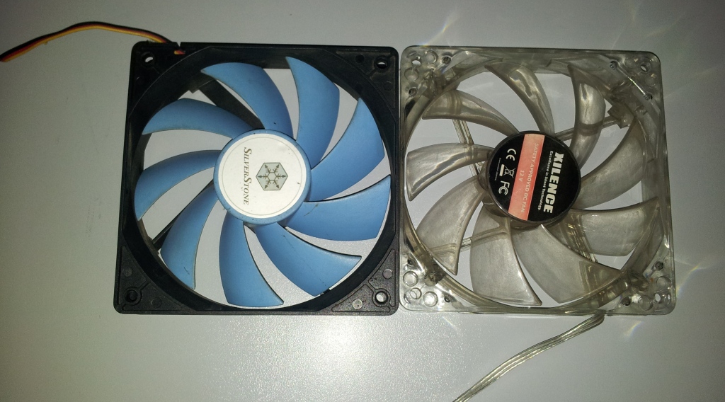  SIVI SOĞUTMA REKORLAR- REZERVUAR - LİAN-Lİ KASA - ÇEŞİTLİ FANLAR - 400 watt PSU - 12 CM FAN FİLTRESİ