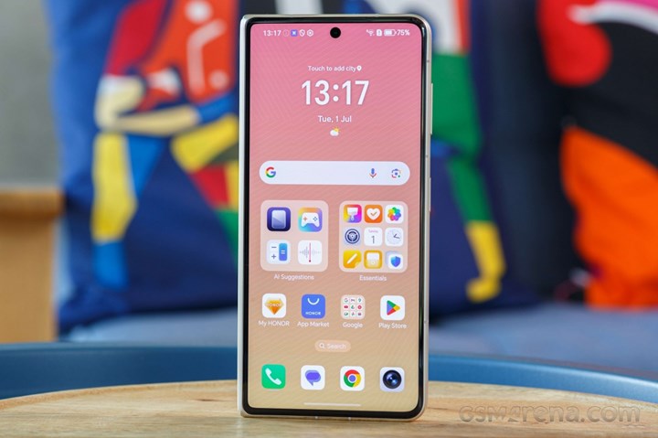 Dünyanın en ince katlanabilir telefonu Honor Magic V5 tanıtıldı: İşte özellikleri ve fiyatı
