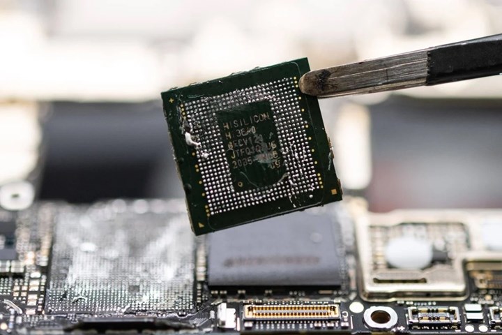 Huawei'nin 5nm işlemci hamlesi 2026'ya kaldı