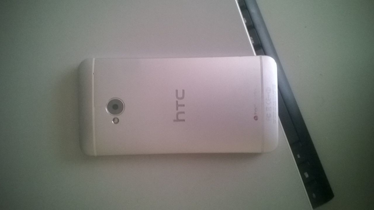  HTC ONE 32 GB - 729 TL (5 AY GARANTİLİ)