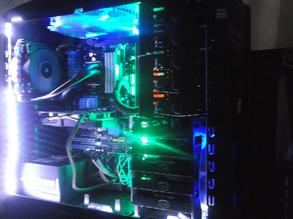  Cooler MASTER STORM SNİPER DEV SİYAH KASA &&&&&& İLK GELEN ALIR &&&&&&