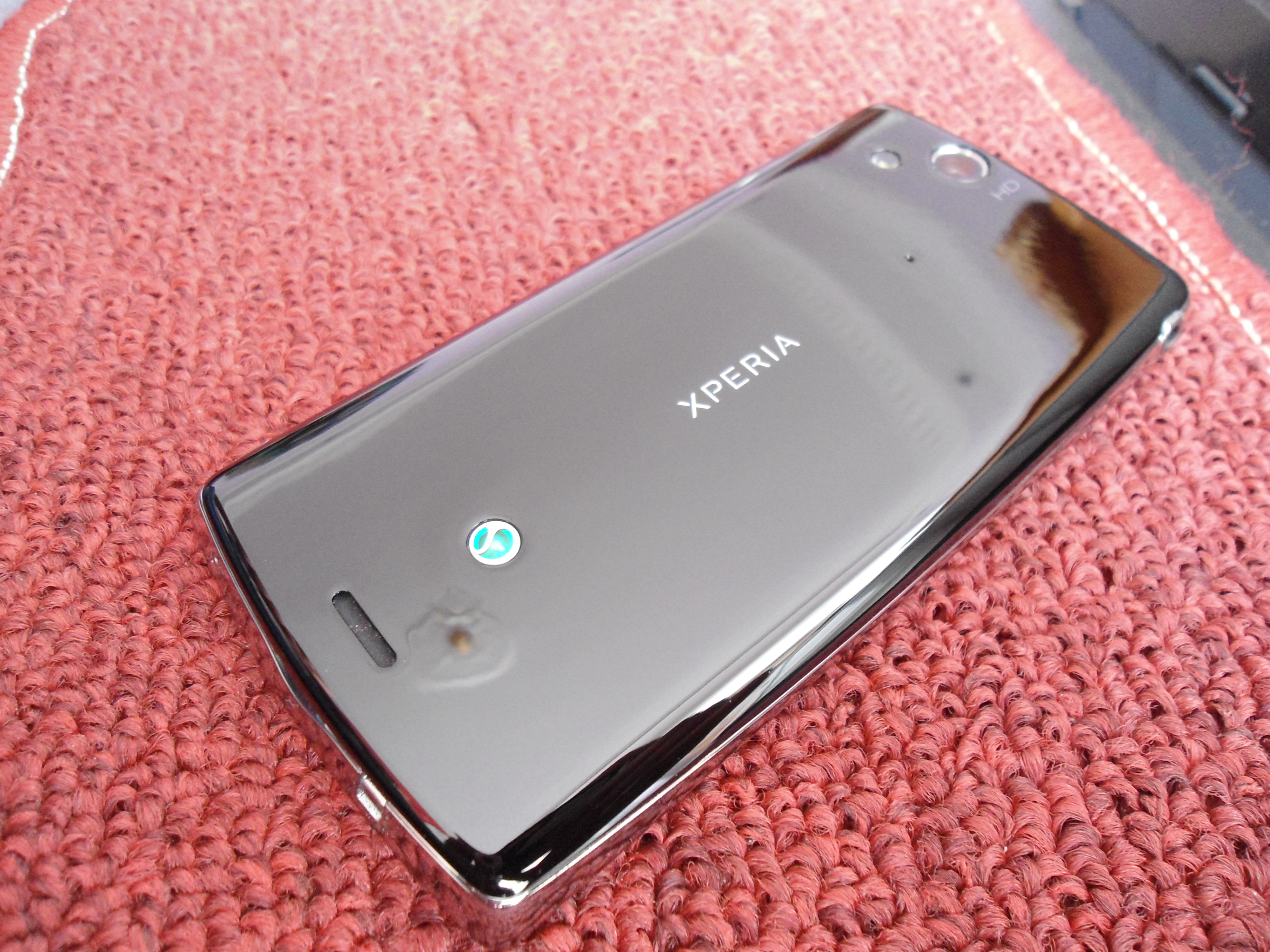 21 AY GARANTİLİ XPERİA ARC S (SATILDI)