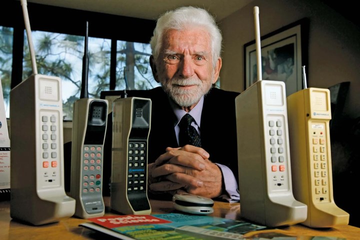 Telefonu kim, ne zaman icat etti? İşte cep telefonunun mucidi ve tarihçesi