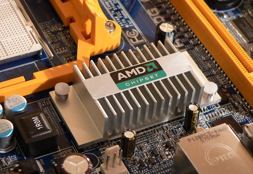  ## AMD'nin Gurur Kaynağı: 690G Yonga Seti ##