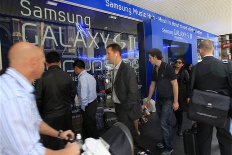 Samsung, patent davalarına rağmen Avustralya'da bir numaralı telefon satıcısı oldu