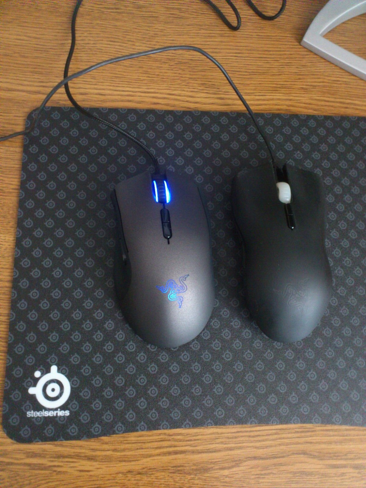  RAZER DEATHADDER & IMPERATOR ?