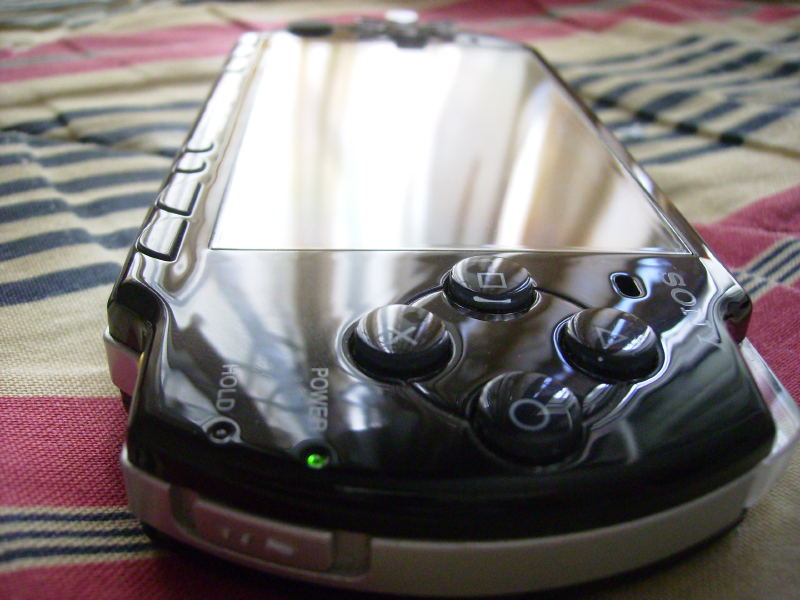  [b][b]SATILIK PSP2004 Slim...300 TL[/b]