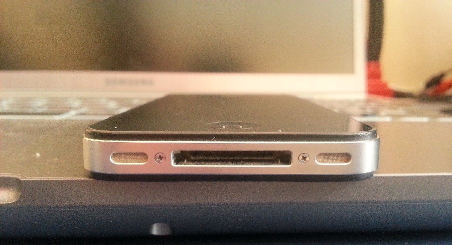  >>SATILIK<< iPhone 4 32GB Siyah (Fotoğraflar Eklenmiştir.)