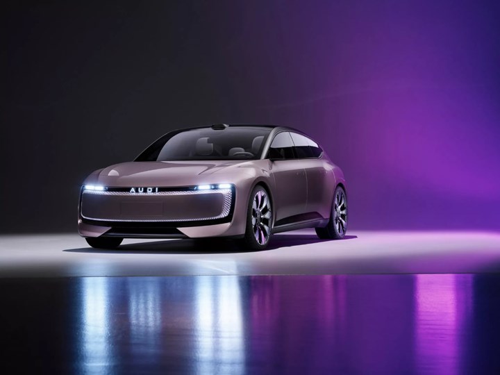 Audi, Çin'de dört halkalı logosunu taşımayan yeni elektrikli konsept aracını tanıttı: AUDI E