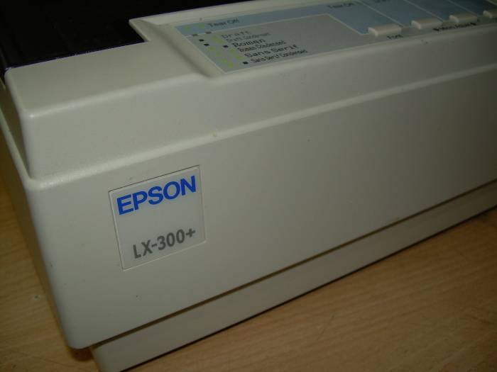  EPSON LX-300+, A4, 9 Pin, 80 Kolon, Nokta Vuruşlu Yazıcı