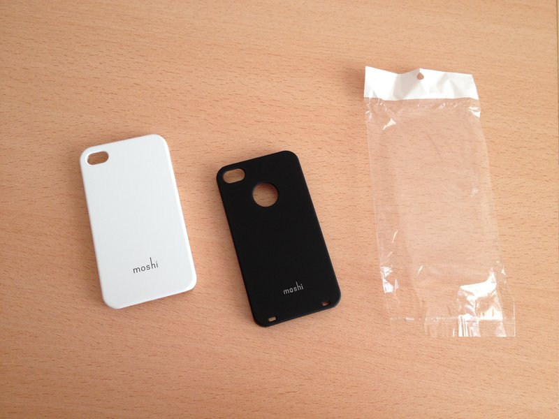  [SATILIK] IPHONE 4/4s 2 ADET MOSHİ MAT SİYAH/BEYAZ KAYMAYI/TERLEMEYİ ÖNLEYEN KAPAK 10TL!