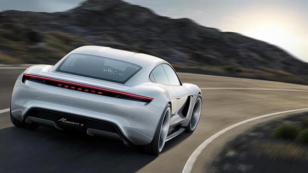 Porsche, tamamen elektrikli ilk otomobilini üretiyor