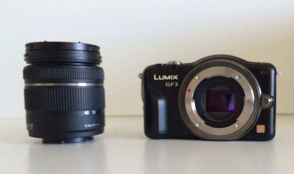  Panasonic Lumix GF3+14-42 Lens