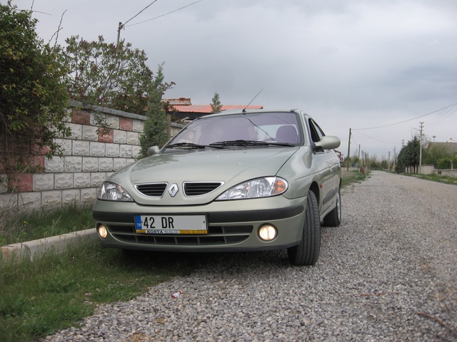  AYDIN BELEDİYE BAŞKANI KAZA YAPMIŞ, HAVA YASTIKLARI AÇILMAMIŞ...