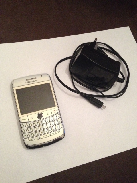  ---SATILMIŞTIR--- BLACKBERRY BOLD 9780