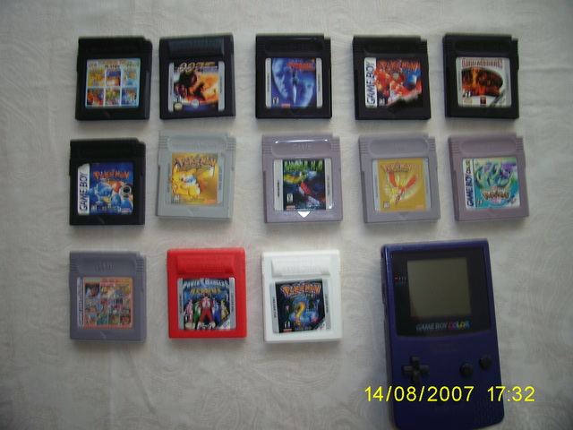  Satılık Nintendo Game Boy Color