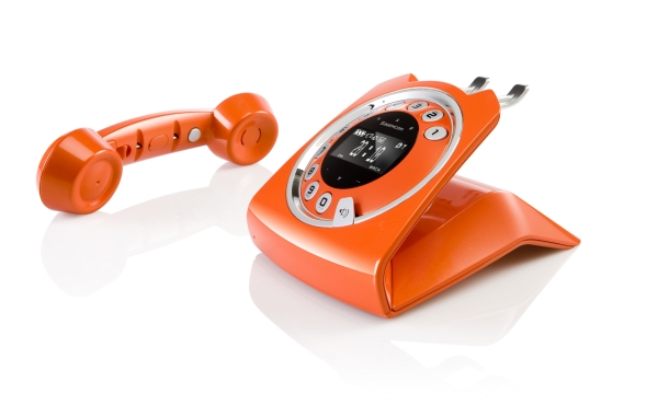 Türk Telekom'dan retro tasarımlı kablosuz telefon; Sixty Retro dect