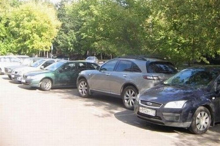  Koca garajda iki çizgi arasına park edemeyen komşularıma ithaf ediyorum