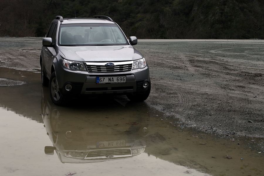  Corolla gitti, Forester geldi.(Yeni Fotoğraflar+Videolar))