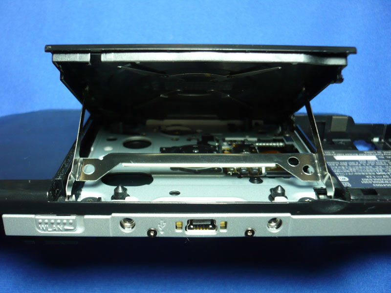  PSP-3000 Otopsi (Resimli)
