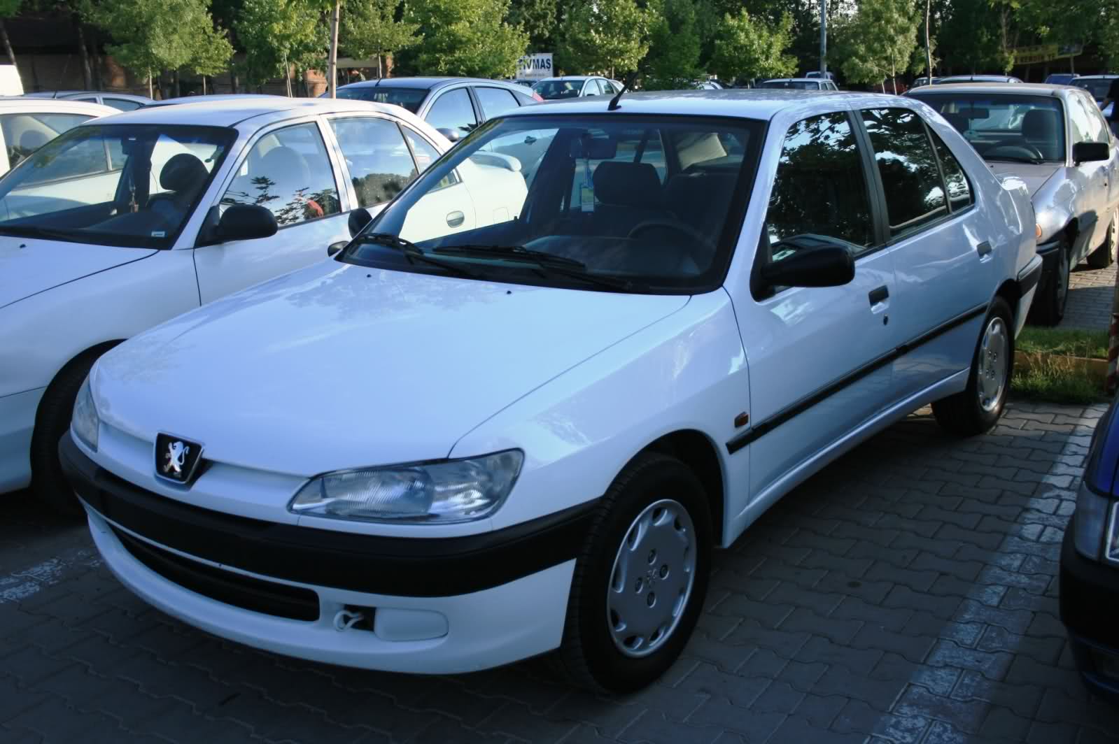  peugeot 306 1999 model teknik özellikleri