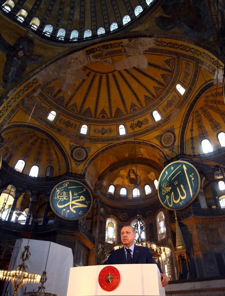 Cumhurbaşkanı Erdoğan'dan Ayasofya'da duygusal konuşma