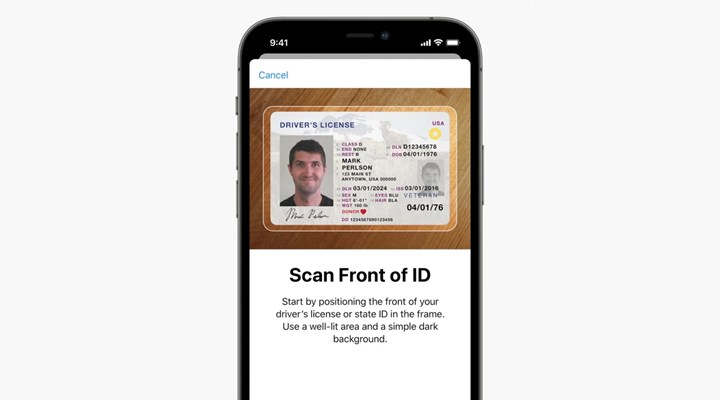 iOS 15'e kimlik kartı ekleyebilmek için selfie tabanlı kimlik doğrulama sürecinden geçilecek