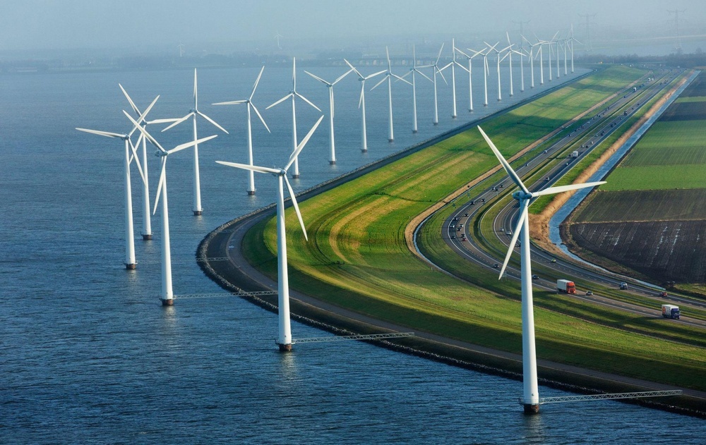 Danimarkanı kurulu rüzgar gücü ile bizim Rüzgar gücümüz aynı.