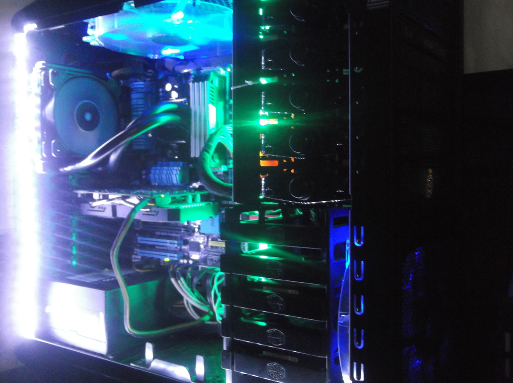  Cooler MASTER STORM SNİPER DEV SİYAH KASA &&&&&& İLK GELEN ALIR &&&&&&