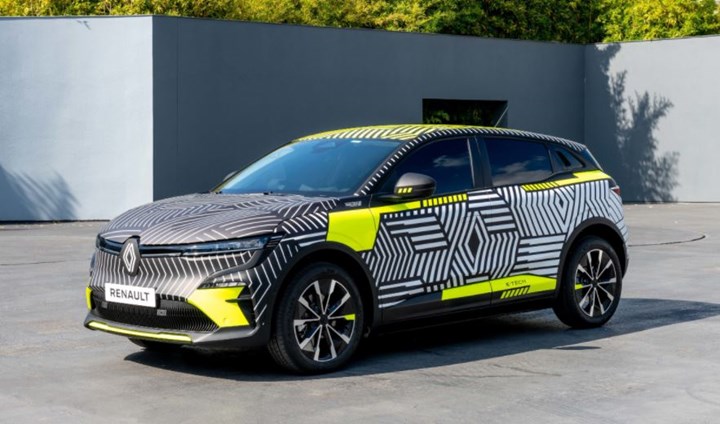 Yeni Renault Megane E-Tech Electric'in resmi görselleri paylaşıldı