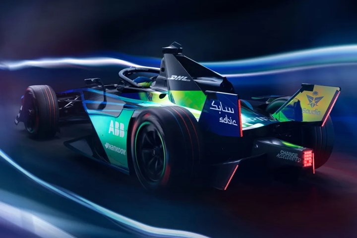Formula E, Gen3 Evo araçlarını tanıttı: Formula 1 araçlarından daha çabuk hızlanıyor!