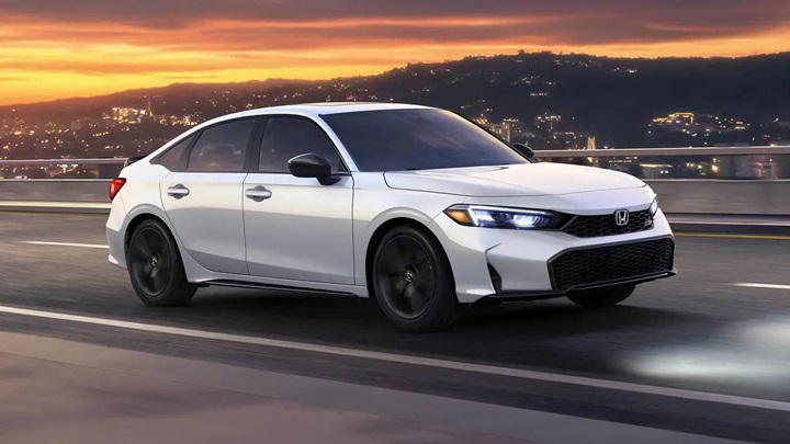 Otomobillerde ek gümrük vergisi yarın yürürlüğe giriyor