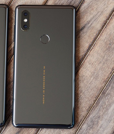 Xiaomi mi 8 / Xiaomi  mix 2 s - sizce hangisini alsam