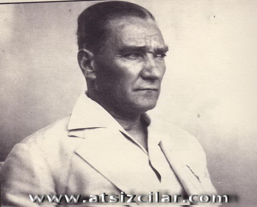  ATAMIZIN ÇOK AZ BİLİNEN BU RESMİNİ ARIYORUM