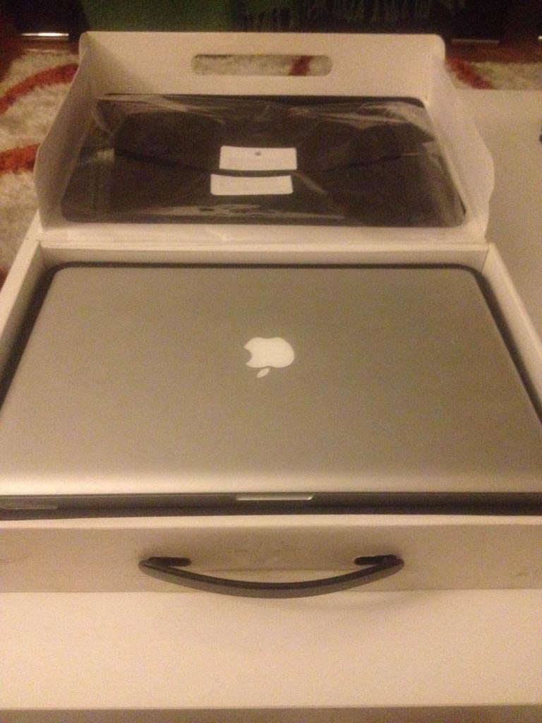  Sec Beğen Al - 3 Adet Apple Mac