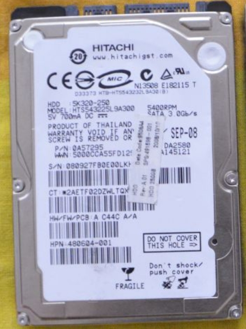  250 GB HİTACHİ NOTEBOOK HDD= 60 TL.