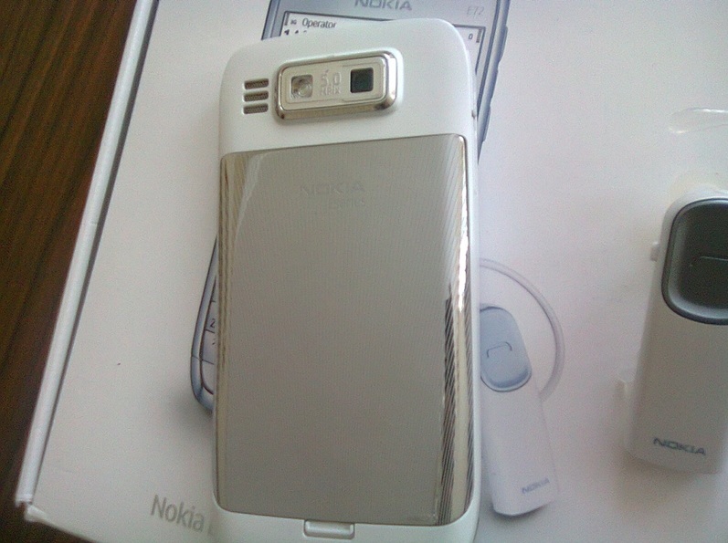  Nokia E72 White Garantili