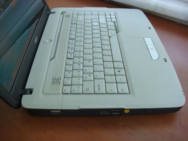  9 adet laptop 275-700 TL arası acer, hp , toshiba vs