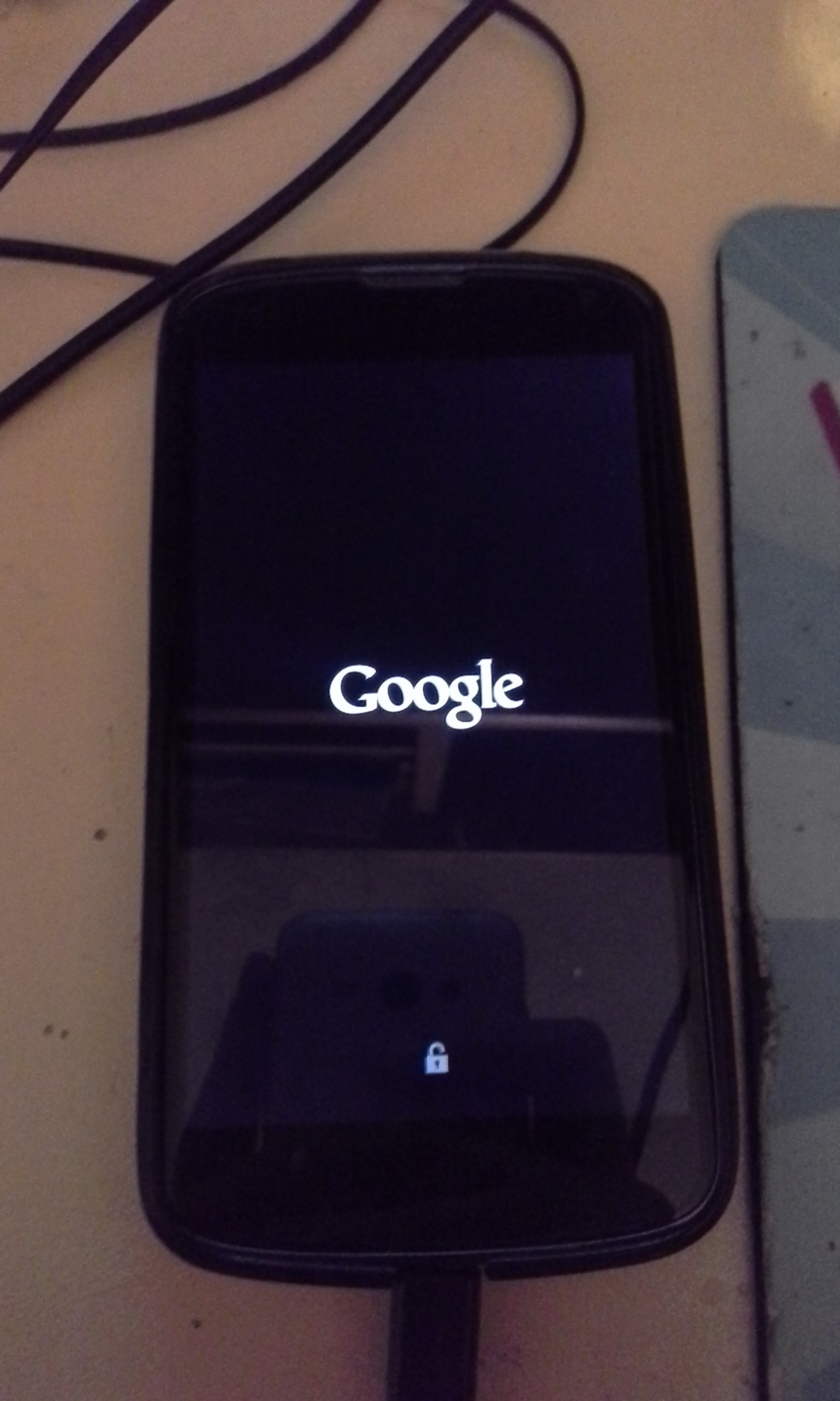  LG Google Nexus 4 - Açılmıyor (rootlu)