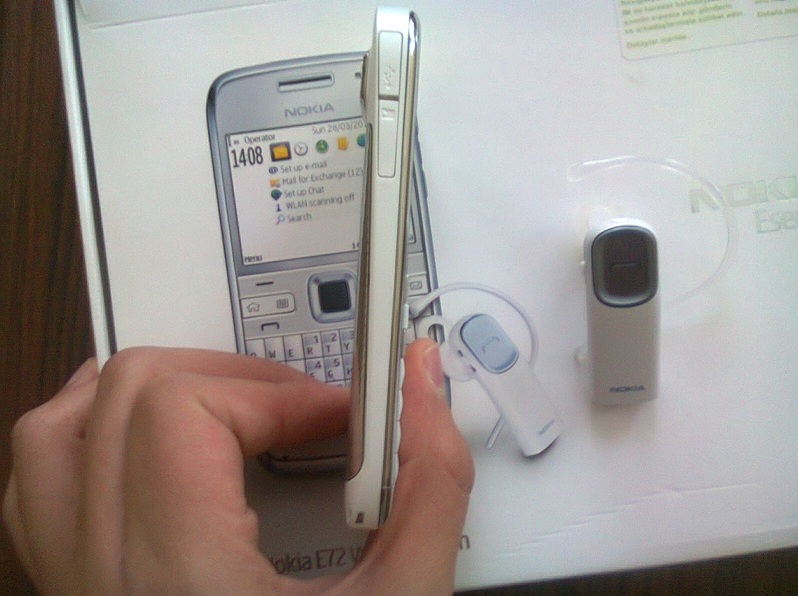  Nokia E72 White Garantili