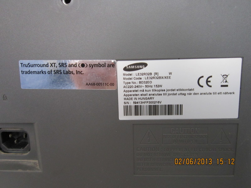  SAMSUNG LE32R32B 82 EKRAN LCD TELEVİZYON