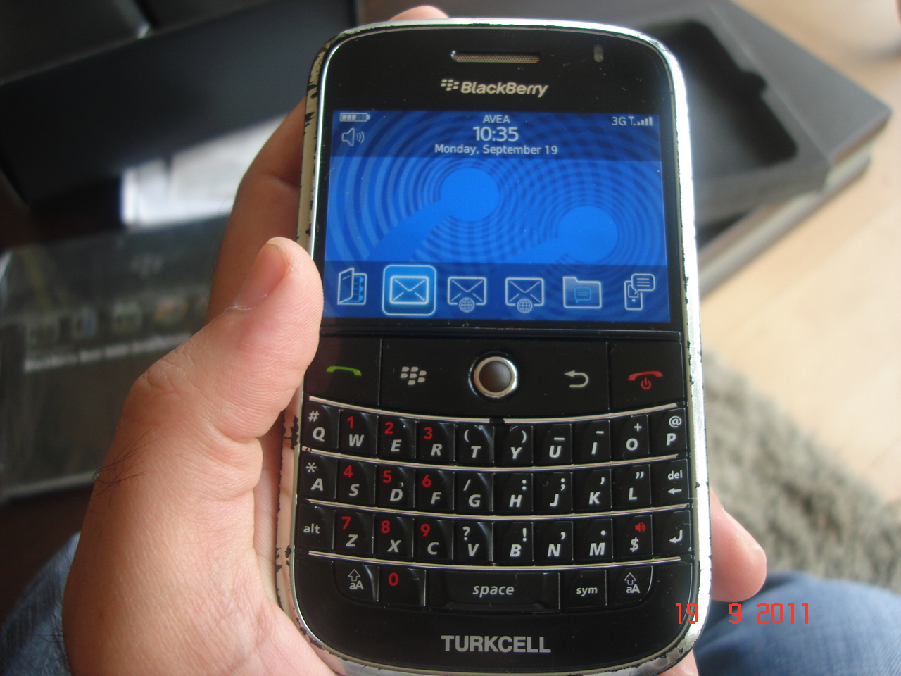  Blackberry Bold 9000  320 tl