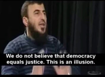  Demokrasinin zararları